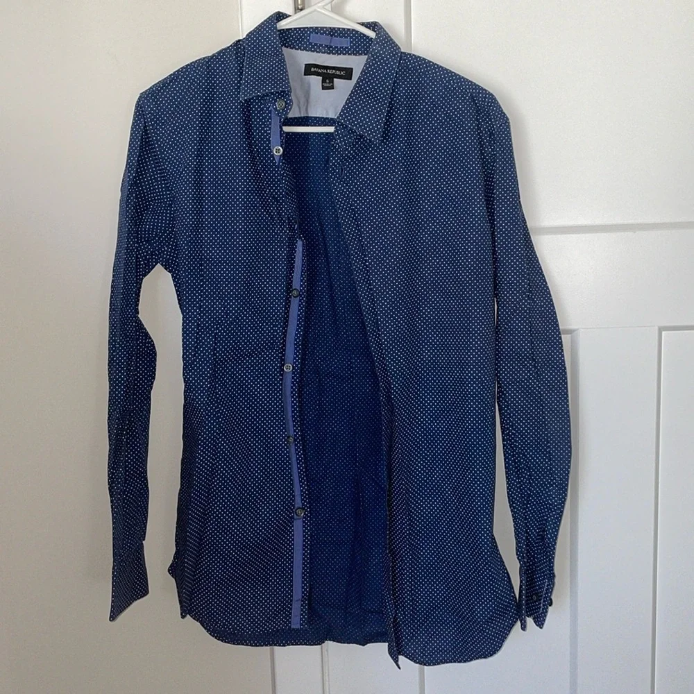 Banana Republic button down dress shirt